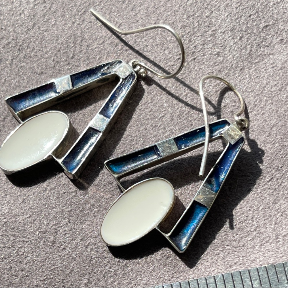 SOLD Vintage Abalone and Mother of Pearl Big Geometric Dangle Earrings Silver - Picture 5 of 9
